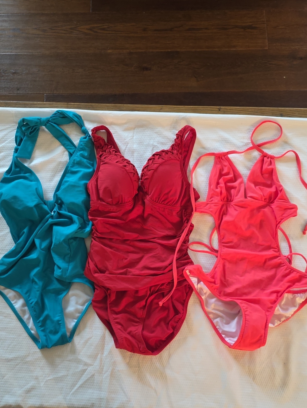 3 New Swim Bathing Suits Small 4 Jantzen  Victorias Secret Indigo